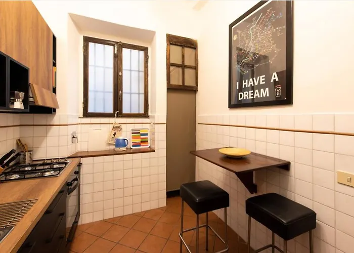 Secret Place In The Heart Of Ancient Trastevere Apartament Rzym
