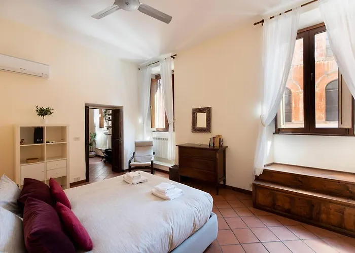 Secret Place In The Heart Of Ancient Trastevere Apartament